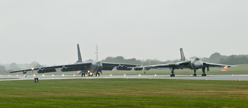108_Fairford RIAT_Boeing B-52H Stratofortress & Avro Vulcan B2.jpg